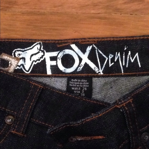NWOT Fox Denim Shorts, Size 3 - Picture 5 of 5